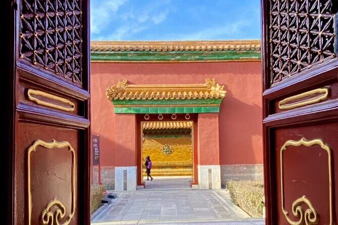 All Inclusive Private Tour to Forbidden City and Jingshan Park - 8:30 start at Beijing Planning Exhibition Hall: the practical advantage