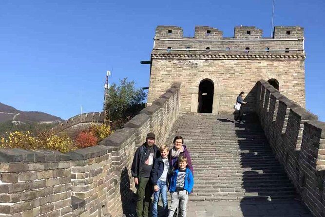 All Inclusive Private Tour to Mutianyu Great Wall and Ming Tombs - Lunch included: less searching, better timing, and a local meal