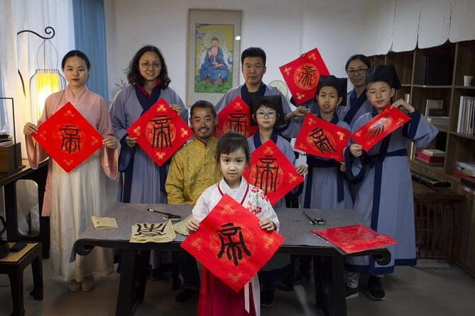 Beijing Acrobatic Show at Regal Palace Theatre (Qin Le Gong） - Who This Beijing Acrobatics Ticket Is Best For