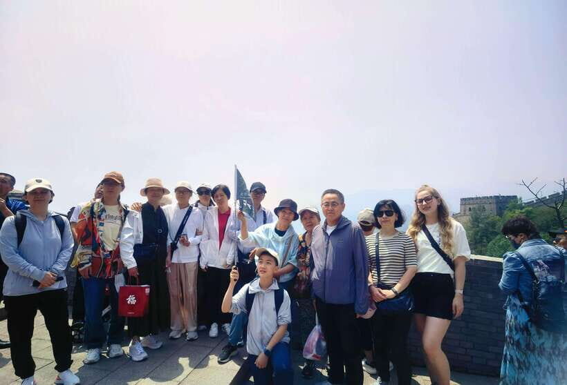Beijing: Badaling Great Wall Private Tour w Language Option - Hotel pickup and the 1.5-hour drive out of Beijing