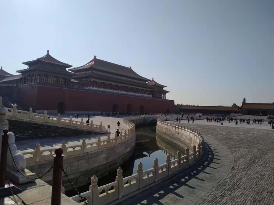 Beijing: Forbidden City Guided Tour with Options - English guide value: how the tour turns sights into understanding