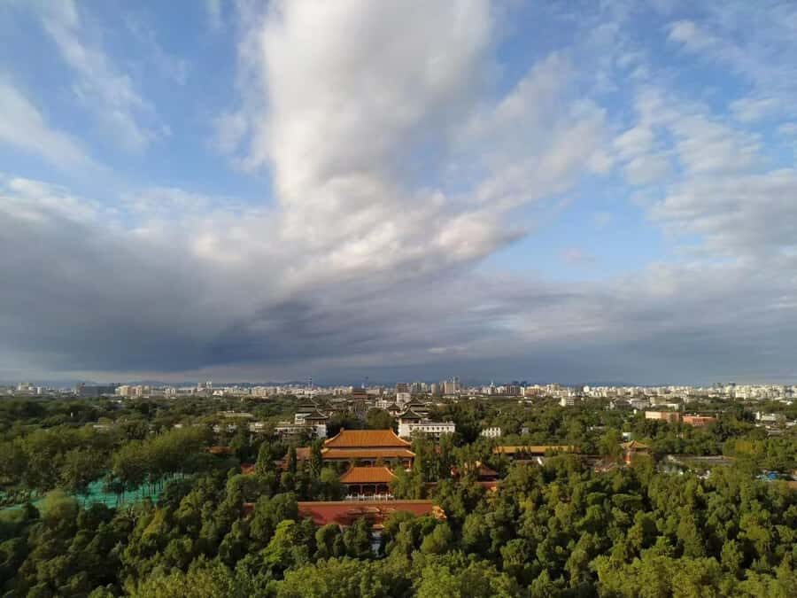 Beijing: Forbidden City Guided Tour with Options - Donghuamen warm-up walk: getting oriented before the palace gates
