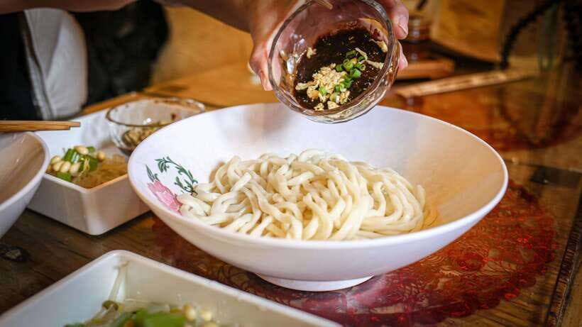 Beijing: Hidden Gems Guided Food Tour with Beer and Tastings - Shichahai meetup and what the 6:30 PM start really means