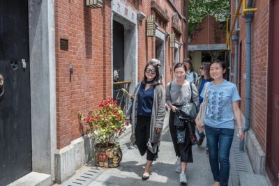 Beijing: Hutong Breakfast Food Tour - Finding Lost Plate: Zhongguo Meishuguan Exit B and the Yellow Tote