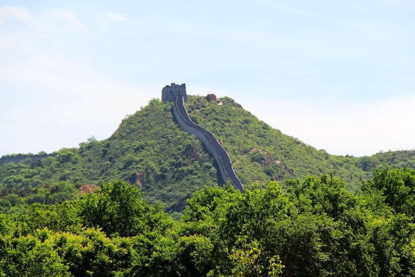 Beijing Juyongguan Great Wall Ticket And Options - Upgrade to a Guided Tour: When It’s Worth Paying More