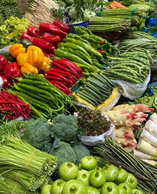 Beijing Market Tour with 10-course Family Feast - Key things I’d block time for
