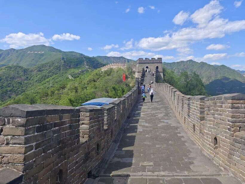 Beijing: Mutianyu Great Wall and Summer Palace Private Tour - Mutianyu Great Wall: restored stone, hand rails, and the best kind of steep