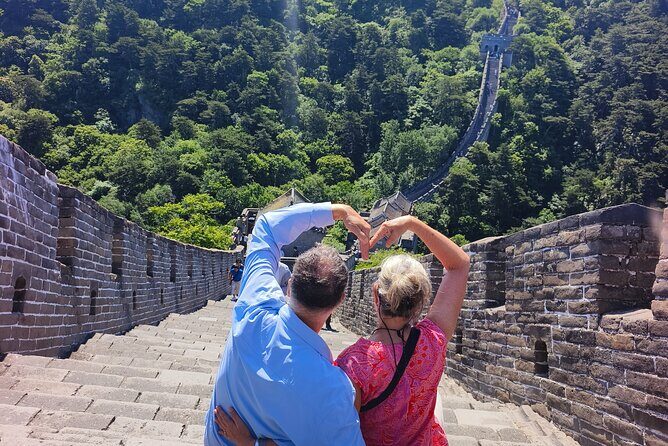 Beijing Mutianyu Great Wall Private Tour with Lunch - Pickup and the choice that changes everything: English driver vs tourguide