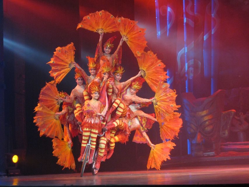 Beijing Night Tour with Acrobatics Show & PekingDuck Dinner - Hotel pick-up at 15:30 and a dusk drive with city lights