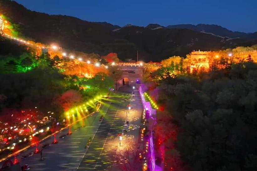 Beijing: Private Tour to Great Wall & POPLand Labubu Home - Option 2: POPLand first, then Badaling Night Great Wall