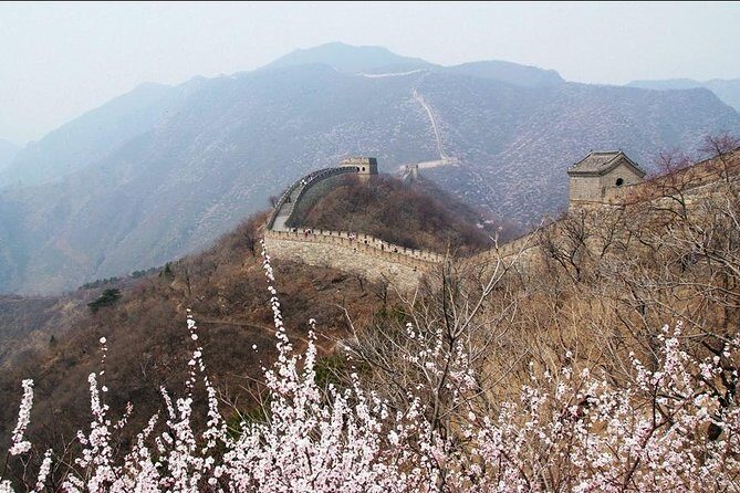 Beijing Private Tour to Mutianyu Great Wall and 798 Art District - Mutianyu Great Wall timing that feels like a win