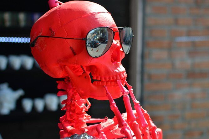 Beijing Private Tour to Mutianyu Great Wall and 798 Art District - 798 Art District in 2 hours: what you can realistically do