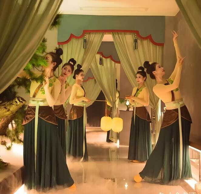 Beijing Royal Dinning Experience with cultural performance - Why Tan Zongjun and Tan Cuisine Connection Changes the Mood