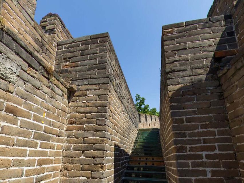 Beijing:Mutianyu/Badaling Great Wall Tour with VIP Fast Pass - Who this tour fits best (and who might want a different option)