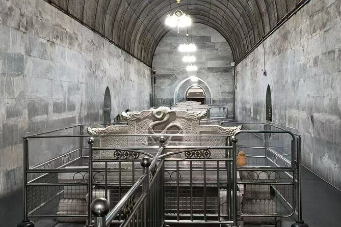 Busda-Mutianyu Great Wall&Dingling Tomb Full-Day Bus/Private Tour - Should you book it? My quick decision guide
