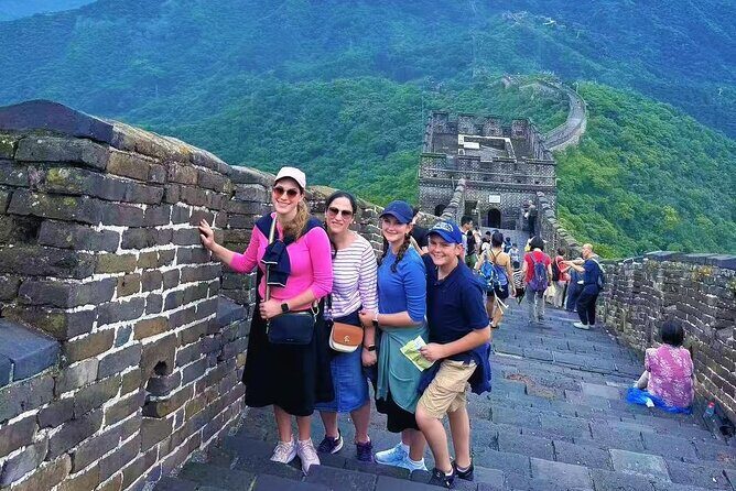 Busda-Mutianyu Great Wall&Dingling Tomb Full-Day Bus/Private Tour - Getting there smoothly from Beijing: bus comfort, pickup options, and pacing