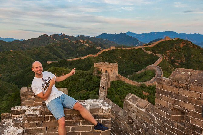 Jinshanlingi Great Wall Private sunset tour - The private tour format: pickup, guide, and a calmer day