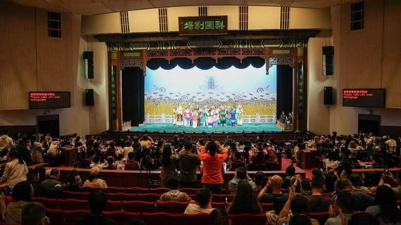 Liyuan Theater Beijing Opera Show Tickets - Price and value: what $40 buys you (and what it doesn’t)
