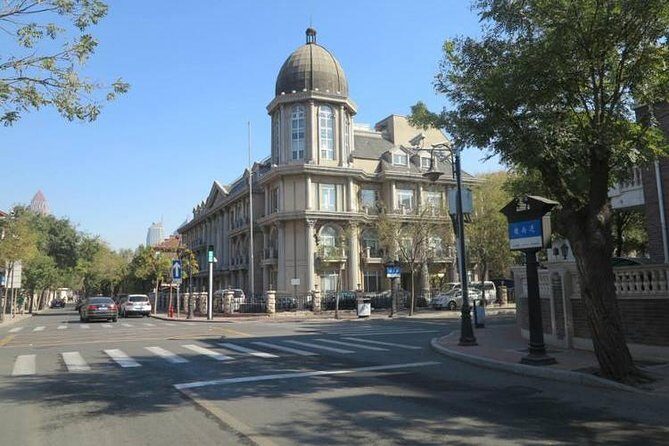 One day tour to downtown Tianjin from Beijing by high speed train - Ancient Culture Street by Tianhou Palace: shopping with a temple backbone