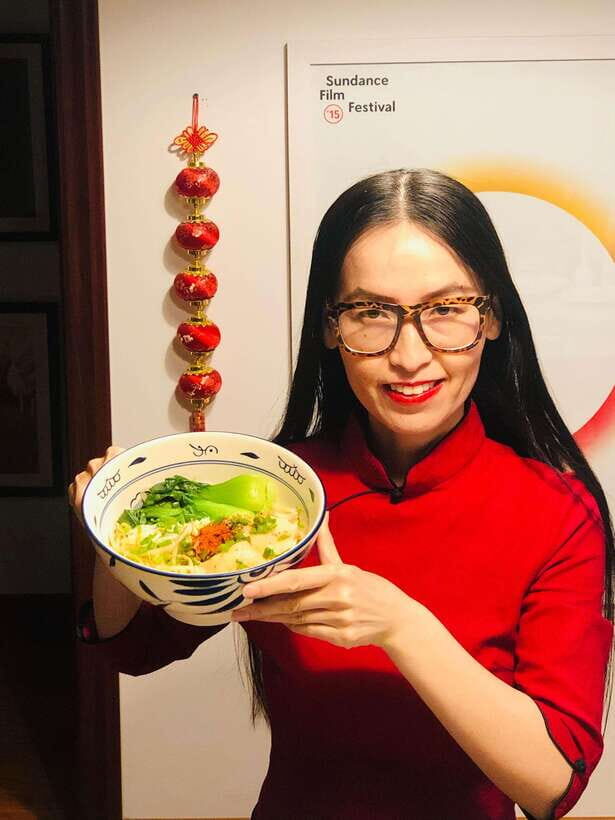 Online Cooking Class Hand Pulled Noodles by Sunflower Li - Meeting Chef Sunflower Li: Live Guidance You Can Follow in English