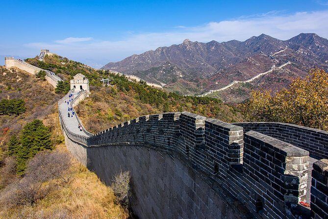 Private 1-Day Great Wall of China Tour to Juyongguan Pass, Badaling & Mutianyu - The guide and driver advantage: less stress, better stories
