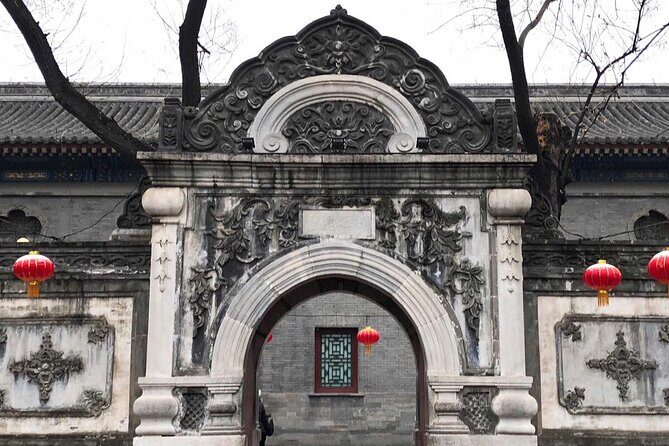 Private Hutong Tour: Prince Gong's Palace, Drum & Bell Tower - Should you book Prince Gong’s Mansion, Drum & Bell Towers, and Shichahai?