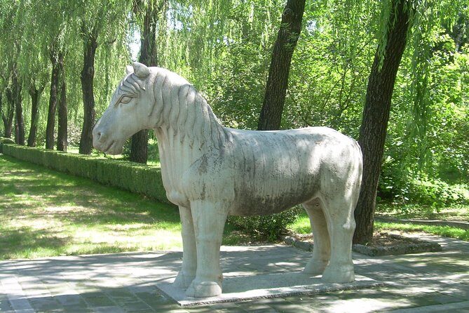 Private Mutianyu Great Wall & Ming Tombs: Transfer or Guided Tour - Should You Book This One?