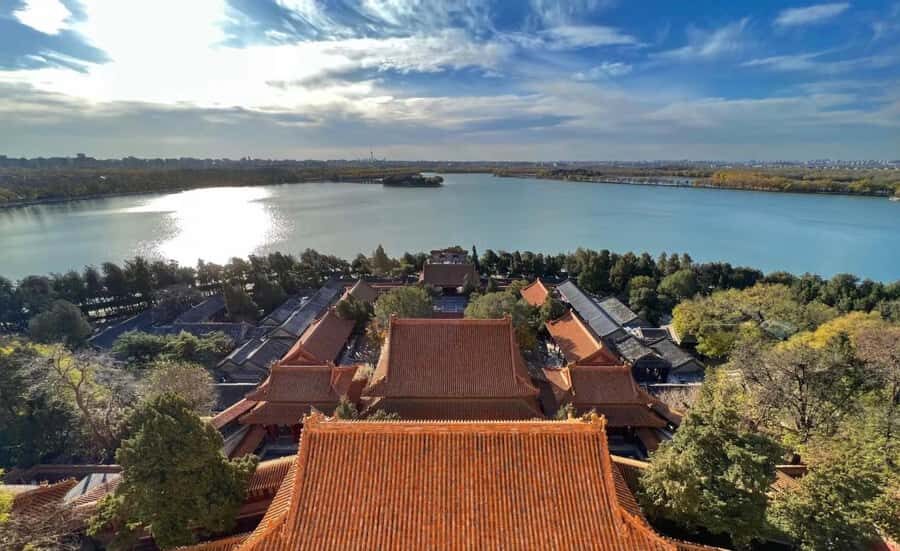 Private Tour-Great Wall Sunset & Hutong Walk - Hutong old downtown and Drum Tower: the view is the point