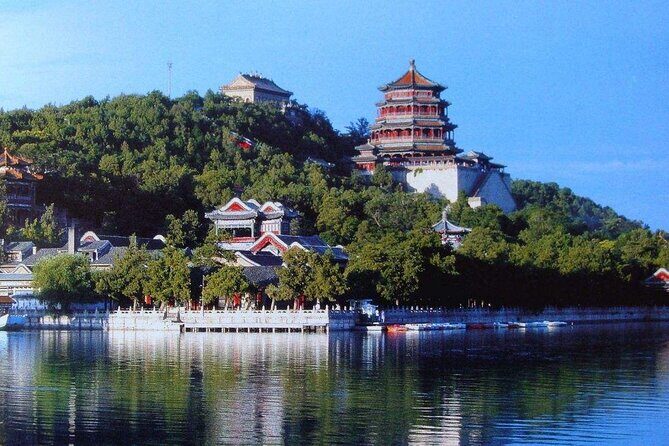 Summer Palace Private Tour with Public Transport&Optional Extras - Longevity Hill and the Hall of Dispelling Clouds: where the centerline matters